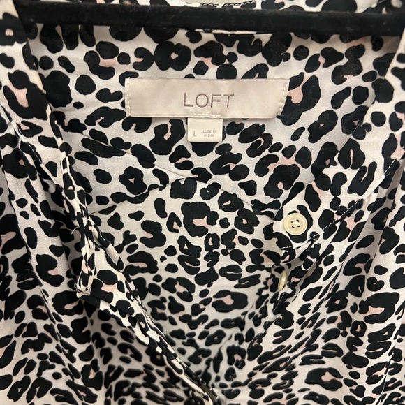 LOFT leopard work blouse, size L - Picture 2 of 3